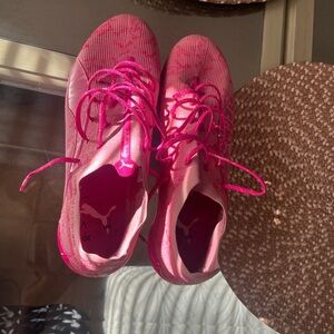 Puma Women's Vibrant Pink Athletic Shoes